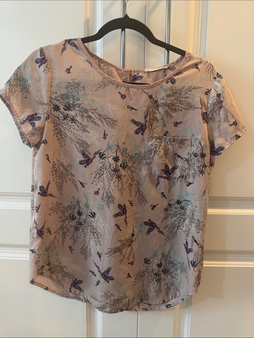Le Lis Women's Short Sleeve Bird-Print Blouse - Lavender